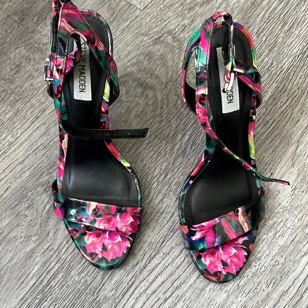 Steve Madden girly heels